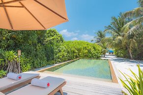 Hideaway Beach Resort & Spa