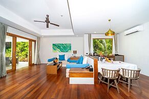 Hideaway Beach Resort & Spa