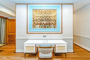 Hideaway Beach Resort & Spa