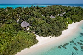 Hideaway Beach Resort & Spa