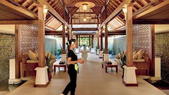 Hideaway Beach Resort & Spa