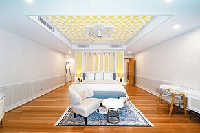 Hideaway Beach Resort & Spa