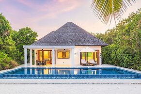 Hideaway Beach Resort & Spa