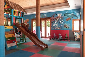 Hideaway Beach Resort & Spa