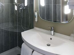 ibis Senlis