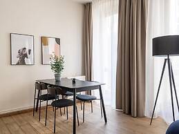 Schoenhouse Avenue by Limehome