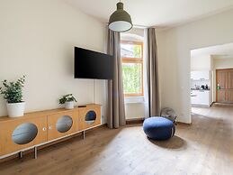 Schoenhouse Avenue by Limehome