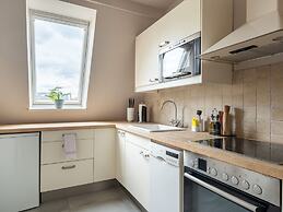 Schoenhouse Avenue by Limehome