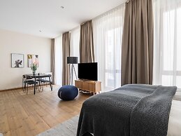 Schoenhouse Avenue by Limehome