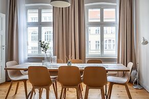 Schoenhouse Avenue by Limehome