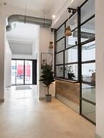 Schoenhouse Avenue by Limehome