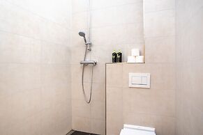 Schoenhouse Avenue by Limehome