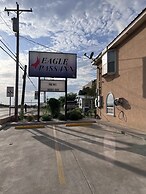 Eagle Pass Inn