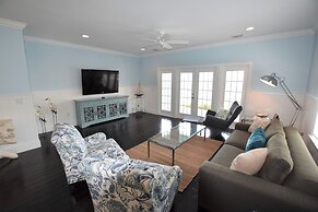 Indigo Reef Resort Villas & Marina by KeysCaribbean