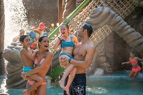 Europa-Park Freizeitpark & Erlebnis-Resort, Hotel Castillo Alcazar