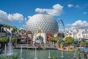 Europa-Park Freizeitpark & Erlebnis-Resort, Hotel Castillo Alcazar