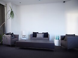 Cosmopolitan Hotel and Apartments