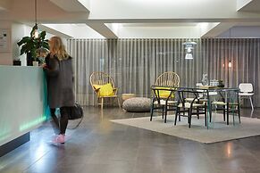 Cosmopolitan Hotel and Apartments