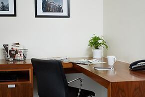 Cosmopolitan Hotel and Apartments