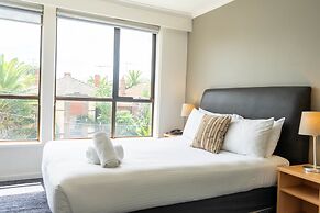 Cosmopolitan Hotel and Apartments