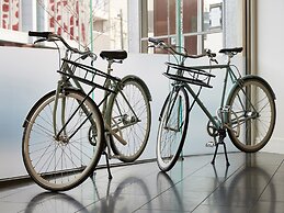 Cosmopolitan Hotel and Apartments