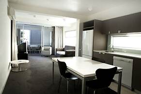 Cosmopolitan Hotel and Apartments