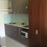 Cosmopolitan Hotel and Apartments