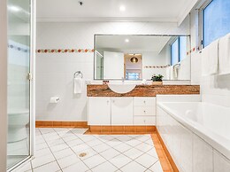 Xanadu Main Beach Resort