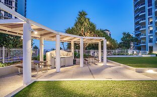 Xanadu Main Beach Resort