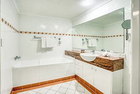 Xanadu Main Beach Resort