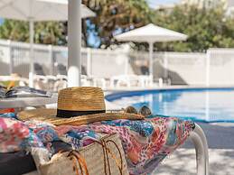 Xanadu Main Beach Resort