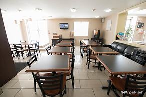 EconoLodge Downtown Toronto