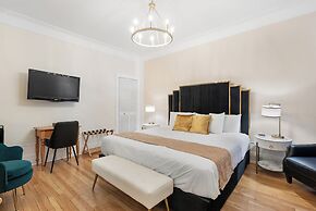 Hotel Charles-Alexandre - Par Aneyro