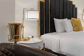 Hotel Charles-Alexandre - Par Aneyro