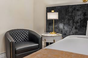 Hotel Charles-Alexandre - Par Aneyro
