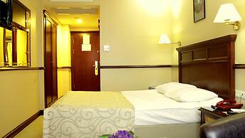 Topkapi Inter Istanbul Hotel