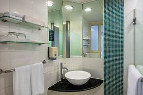 Holiday Inn Express Causeway Bay Hong Kong by IHG