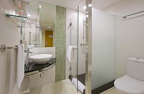 Holiday Inn Express Causeway Bay Hong Kong by IHG