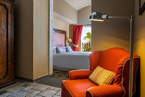 HOTEL VILLA CARLOTTA