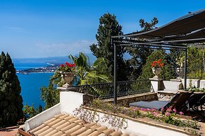HOTEL VILLA CARLOTTA
