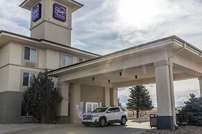 Sleep Inn & Suites