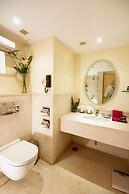 The Chancery Pavilion