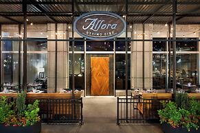 Twelve Midtown, Autograph Collection