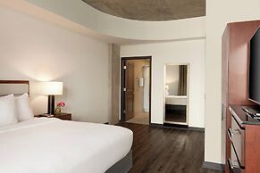 Twelve Midtown, Autograph Collection