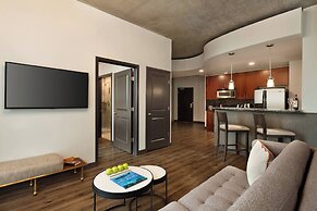 Twelve Midtown, Autograph Collection