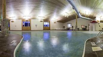 Holiday Inn Express Munising-Lakeview by IHG