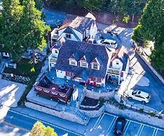 Arrowhead Lake Inn