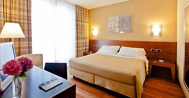 B&B HOTEL Imperia Rossini al Teatro