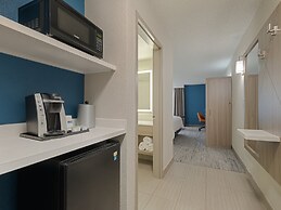 Holiday Inn Express Hotel & Suites Ft. Lauderdale-Plantation by IHG