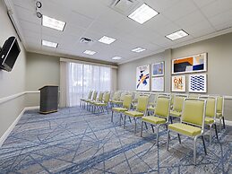 Holiday Inn Express Hotel & Suites Ft. Lauderdale-Plantation by IHG